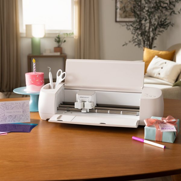 Cricut Explore 4 Craft Cutting Machine with Ultimate Card Making Bundle Online - Image 5